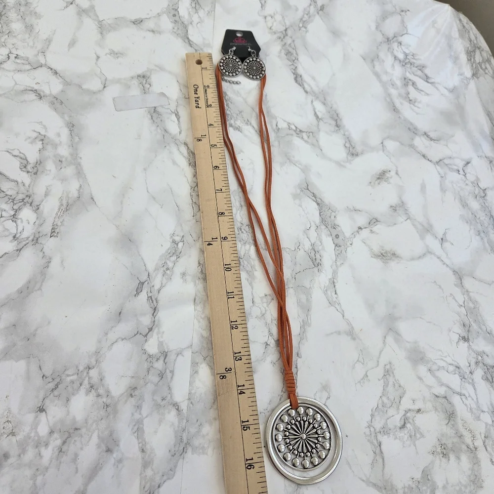 Paparazzi One Mandala Show Orange Necklace And Earrings Jewelry Piece